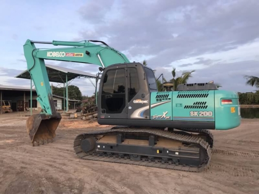 ขายด่วน!! Kobelco sk200-8  SUPER XM ไมล์ ชม. 7,000 สภาพสวยมากค่ะ