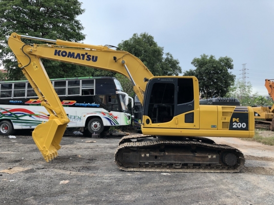 ขายด่วน!! Komatsu PC200-8MO ไมล์ชั่วโมง 7,000 สภาพสวยมากค่ะ