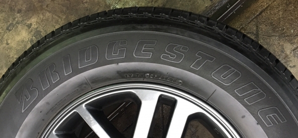 ล้อแม็ก Toyota Fortuner (สีดำ) ขอบ17 พร้อมยาง 265-65-17 ปี 15