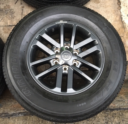 ล้อแม็ก Toyota Fortuner (สีดำ) ขอบ17 พร้อมยาง 265-65-17 ปี 15
