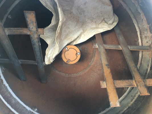 โม่ผสมปูน พร้อม Motor สภาพ 95\%