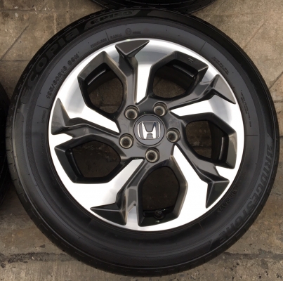 แม็กป้ายแดง HONDA BR-V ขอบ16 พร้อมยางป้ายแดง Bridgestone 195-60-16 ปี 17