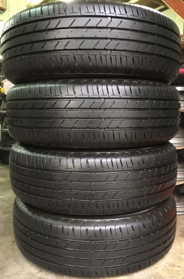 ยางป้ายแดง Bridgestone 195-60-16 ปี 17