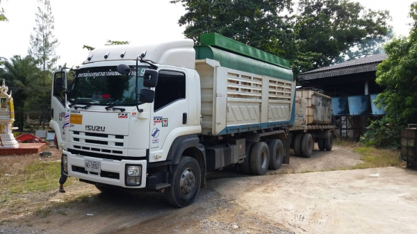 ขายด่วนรถดั้มสองเพลาFM1J สมอทองแท้  260แรง ยูโรทูตัวสุดท้าย ออกป้ายแดง เดิมๆบางๆสวยๆสดๆ เจ้าของขายเอง