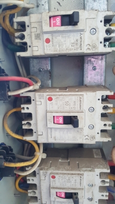 ขายตู้ปลั๊กเพาเวอร์ใบละ 10,000 บาท