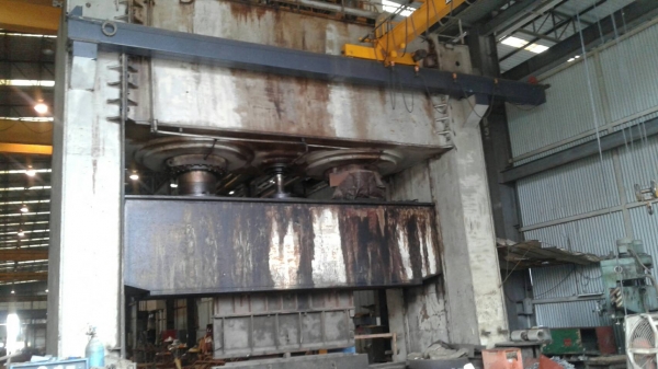 ขายเครื่องอัดไฮโดรลิค 2000 ตันหน้าโต๊ะกว้าง3x6 เมตรน้ำหนัก 238,000 กิโล2ล้านห้าแสนครับ ขายเครื่องอัดไฮโดรลิค 2000 ตันหน้าโต๊ะกว้าง3x6 เมตรน้ำหนัก 238,000 กิโล2ล้านห้าแสนครับ