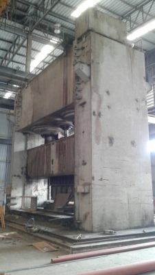 ขายเครื่องอัดไฮโดรลิค 2000 ตันหน้าโต๊ะกว้าง3x6 เมตรน้ำหนัก 238,000 กิโล2ล้านห้าแสนครับ ขายเครื่องอัดไฮโดรลิค 2000 ตันหน้าโต๊ะกว้าง3x6 เมตรน้ำหนัก 238,000 กิโล2ล้านห้าแสนครับ