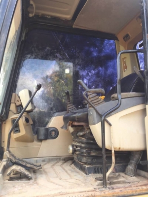 ขาย 935,000 บาท CATTERPILAR 320C ทำงาน 14,xxx ชม. เครื่องดี ปั้มแรง โช่หนา เอวแน่น ไฟฟ้าครบ แอร์เย็น เอกสารอินวอยท์  รถอยู่ จ.สุรินทร์ โทร&amp;ไอดีไลน์ 0610710295