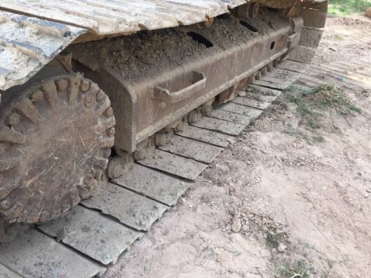 ขาย 935,000 บาท CATTERPILAR 320C ทำงาน 14,xxx ชม. เครื่องดี ปั้มแรง โช่หนา เอวแน่น ไฟฟ้าครบ แอร์เย็น เอกสารอินวอยท์  รถอยู่ จ.สุรินทร์ โทร&amp;ไอดีไลน์ 0610710295