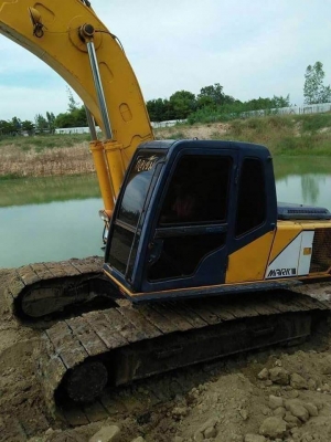 ขาย 580,000 KOBELCO Yutani sk 200-3 ไฟฟ้าตัด เครื่องดี ปั้มแรง เอวแน่น ช่วงล่างเต็ม เอกสารอินวอยทร์  รถอยู่ จ.สกลนคร  โทร&amp;ไอดีไลน์ 0610710295