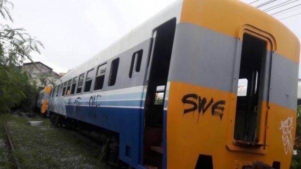 ขายกิโลละ 25 บาท ตู้ขบวนรถไฟมี 292 ขบวน ตามสภาพ ใหม่และเก่า เหมาะสำหรับท่านที่จะเอาไปตกแต่ง รีสอทร์ โรงแรม สวนการแสดง ราคาถูก สินค้าอยู่ ชลบุรี โทร&ไอดีไลน์ 0610710295 ขายกิโลละ 25 บาท ตู้ขบวนรถไฟมี 292 ขบวน ตามสภาพ ใหม่และเก่า เหมาะสำหรับท่านที่จะเอาไปตกแต่ง รีสอทร์ โรงแรม สวนการแสดง ราคาถูก สินค้าอยู่ ชลบุรี โทร&ไอดีไลน์ 0610710295