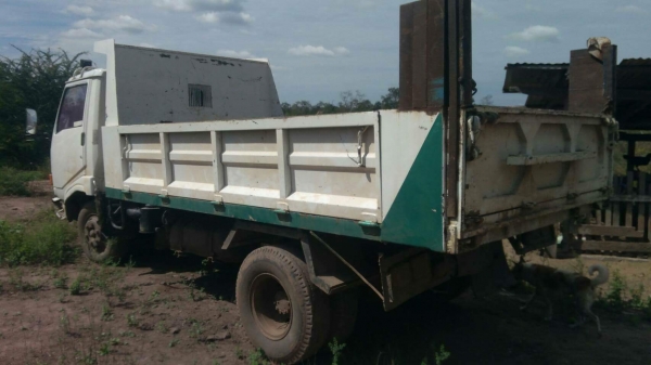 6ล้อดั้ม HINO KM777 เครื่องWO4D 117แรง สภาพดี ทะเบียน.79 อยู่ขอนแก่น ราคา305,000บ. สนใจ 0835601591 ห 6ล้อดั้ม HINO KM777 เครื่องWO4D 117แรง สภาพดี ทะเบียน.79 อยู่ขอนแก่น ราคา305,000บ. สนใจ 0835601591 ห