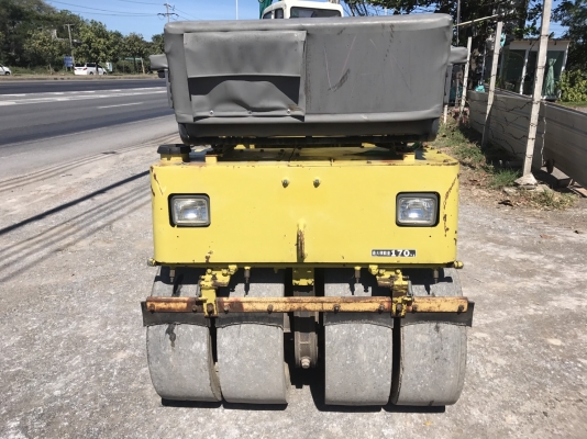 รถบดสั่นสะเทือน SAKAI TW350 เครื่อง ISUZU FROM JAPAN สนใจติดต่อ 063-9316985 ID LINE : 0639316985 ครับ