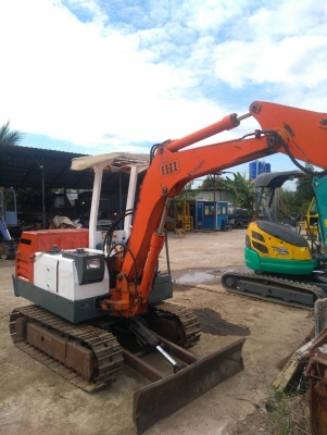 รถแบคโฮ IHI IS25 รถเก่านอกพึ่งนำเข้ามา ยังไม่เคยใช้งานในไทย ชม.การทำงาน 3000+ ชม. สภาพเดิมๆ สภาพพร้อมใช้งาน มีเอกสารใบอินวอยซ์ มี VDO การทำงานให้ชม