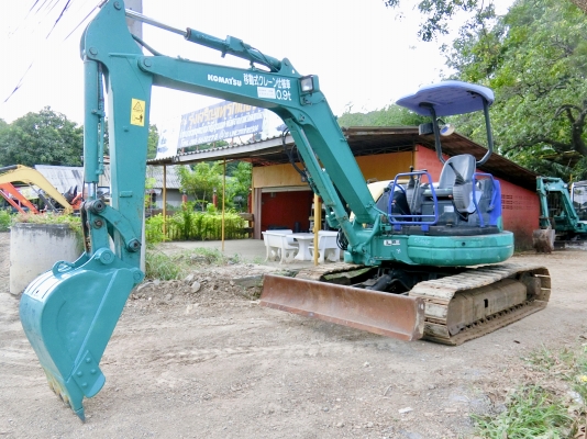 KOMATSU 40mr-1 ขนาดPC-40 <มีVDOให้ชม> รถเก่านอกแท้ มีเอกสารใบอินวอย☎️ติดต่อ 085-5632278 (ราคาต่อรองได้)