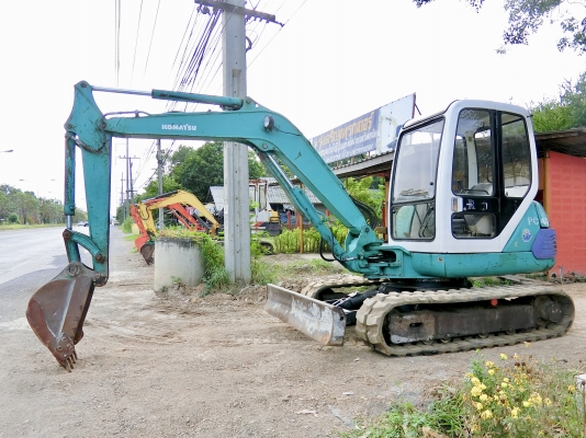 KOMATSU 40-7 ขนาดPC-40  <มีVDOให้ชม> รถเก่านอกแท้มีเอกสาร☎️ติดต่อ 085-5632278 <ราคาต่อรองได้>