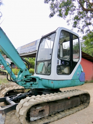 KOMATSU 40-7 ขนาดPC-40  <มีVDOให้ชม> รถเก่านอกแท้มีเอกสาร☎️ติดต่อ 085-5632278 <ราคาต่อรองได้>