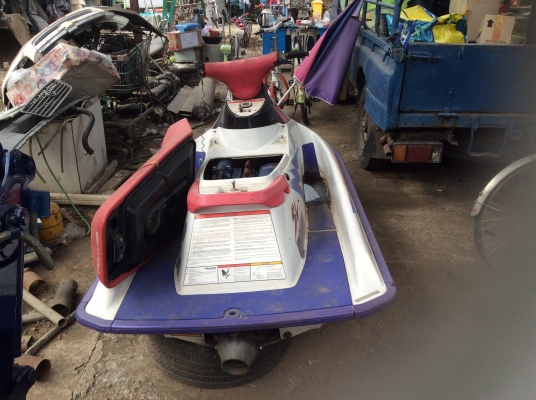 เจ็กสกรีดpolarisเก่าจอดยังไม่ได้ใช้งานในไทย