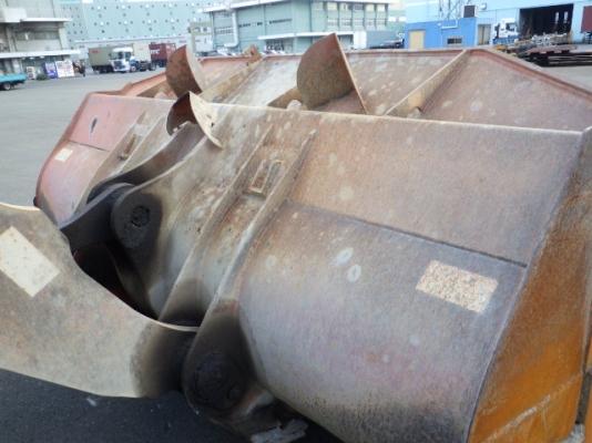 ขายรถตัก ยี่ห้อ HITACHI รุ่น ZW220