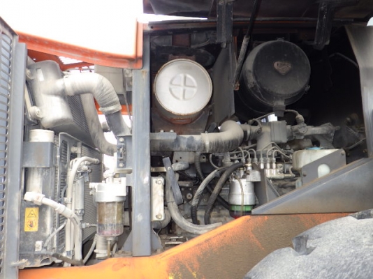 ขายรถตัก ยี่ห้อ HITACHI รุ่น ZW220