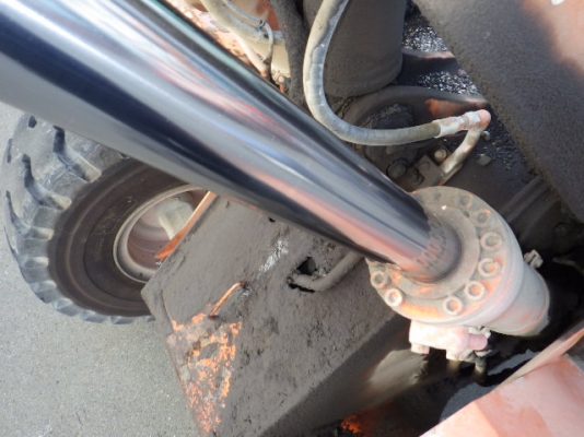 ขายรถตัก ยี่ห้อ HITACHI รุ่น ZW220