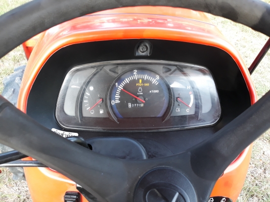 ขายรถไถL4708รถไร่ใบมีดผาล6พร้อมใช้ครับ