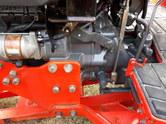 ขายรถไถL4708รถไร่ใบมีดผาล6พร้อมใช้ครับ