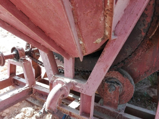 ขายเครื่องล้างทราย เหล็กหนา มีเกียร์พร้อมใช้งาน