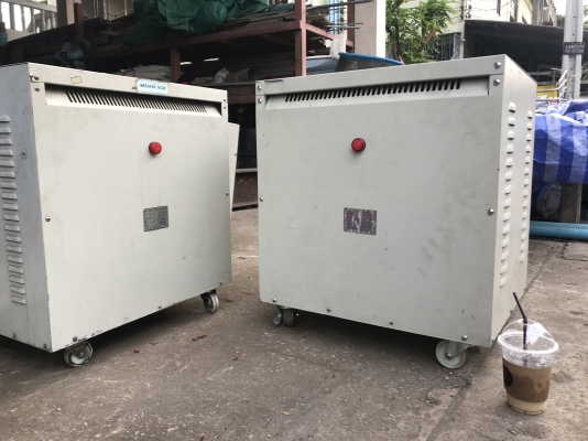 ( เหลือ 1 ตู้ครับ )ขายหม้อแปลงไฟฟ้า 20Kva ไฟเข้า 380V ไฟออก 200/220V ใช้คุมเครื่องจักรญี่ปุ่น สภาพสวยมาก พร้อมใช้งาน มี 5ตู้ครับ
