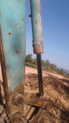 ขาย แบคโฮ KOBELCO SK60-3 เครื่องดี ปั้มดี ช่วงล่างเต็ม รถใช้งานอยู๋ เอกสารใบซื้อขาย