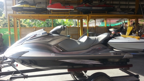 ขายเจ็ตสกี fx 1800 ซุปเปอร์ชาร์จ เรือ 79 ชม. ปี 2009 เซอร์วิสชุดใหญ่แล้ว ไม่รวมเทลเลอร์ ขายเจ็ตสกี fx 1800 ซุปเปอร์ชาร์จ เรือ 79 ชม. ปี 2009 เซอร์วิสชุดใหญ่แล้ว ไม่รวมเทลเลอร์