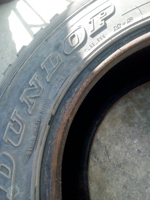245/75R16   DUNLOP GRANDTREK M/T-2   มี 3 เส้น สวยหนา  โทร.081-427-3941  ไอดีไลน์ 0814273941