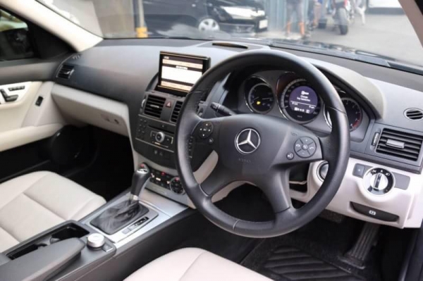 Benz C250 Cgi 1.8turbo ปี2011
