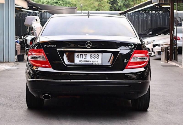 Benz C250 Cgi 1.8turbo ปี2011