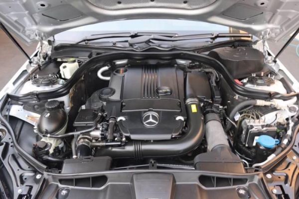 Benz w212 E250 AMG Package ปี2011