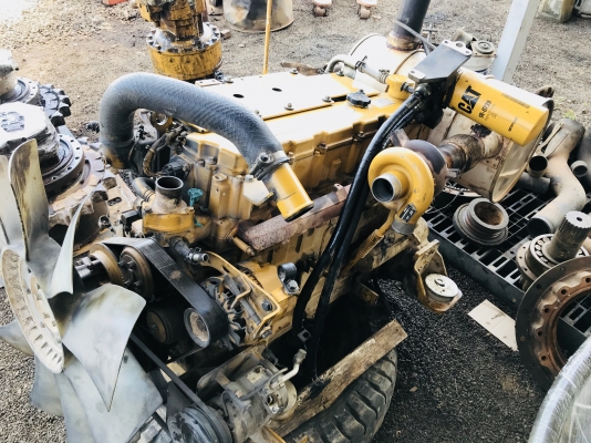 ขายเครื่องยนต์ CAT 320D สวยๆ พร้อมใช้ครับ ขายเครื่องยนต์ CAT 320D สวยๆ พร้อมใช้ครับ