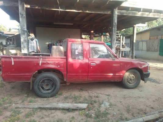 ขายปิคอัพราคาอีแต๋น