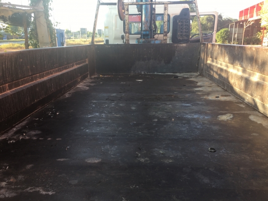 HINO MEGA 150 แรง ปี 47 ช่วงยาว 5.50 เมตร ติดเครน UNIC 3 ตัน สนใจ 089-8503558 เอ็กซ์แพร่