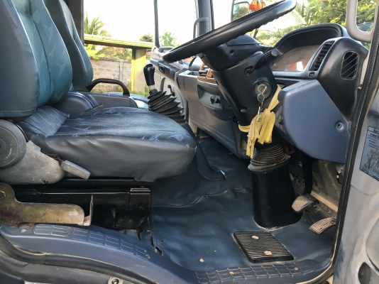 HINO MEGA 150 แรง ปี 47 ช่วงยาว 5.50 เมตร ติดเครน UNIC 3 ตัน สนใจ 089-8503558 เอ็กซ์แพร่