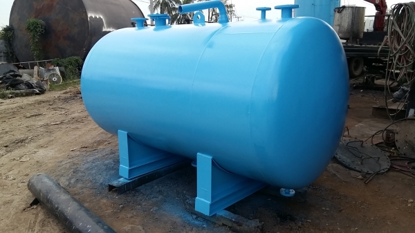 ขาย ถังลมแรงดัน 2500ลิตร สวย พร้อมใช้จ้า