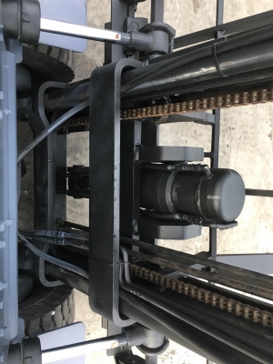 ขายรถโฟล์คลิฟท์ตักยางพาราตักทะลายปาล์ม