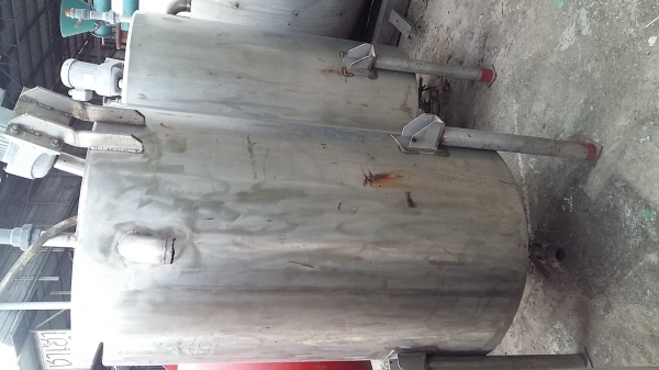 ขาย ถังกวนสแตนเลส 500ลิตร พร้อมใช้ค่ะ