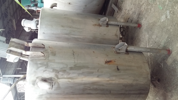 ขาย ถังกวนสแตนเลส 500ลิตร พร้อมใช้ค่ะ