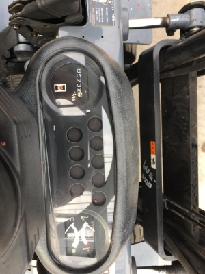 ขายรถโฟล์คลิฟท์ตักยางพาราตักทะลายปาล์ม