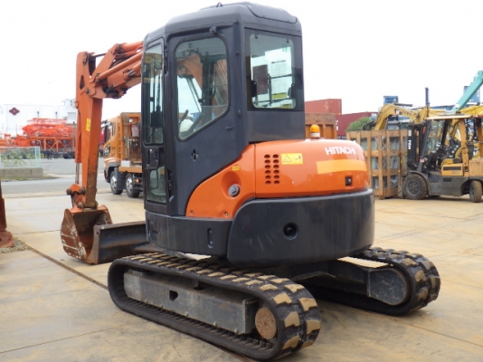 ZX55UR  รุ่นใหม่เก่าญี่ปุ่นแท้ตู้เก๋งมีแอรพร้อมสวยงามจริงๆ