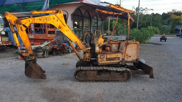 แบคโฮเก่านอก