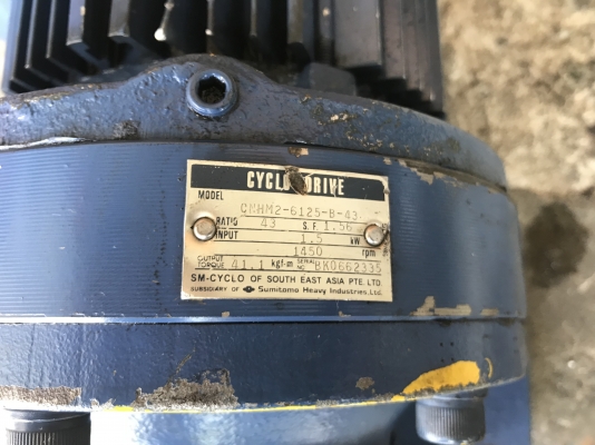 ขายมอเตอร์เกียร์ Cycro drive Sumitomo 2HP. 380V อัตราทด 1:43 มีระบบเบรคในตัว สภาพสวยมาก หมุนนิ่ม พร้อมใช้งาน ขายมอเตอร์เกียร์ Cycro drive Sumitomo 2HP. 380V อัตราทด 1:43 มีระบบเบรคในตัว สภาพสวยมาก หมุนนิ่ม พร้อมใช้งาน