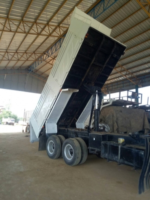 ขายกระบะดั้มพ์สามมิตร 6เมตร พร้อมกระบอก พร้อมปั๊ม(ยกเว้นเกียร์ฝาก) สภาพสวย พร้อมใช้งาน สนใจติดต่อ 083-9628875,089-7020483