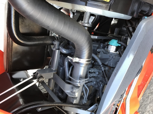 ขายL4708DT พร้อมใบดันดิน+ผาน6ช้าง รถ644ชั่วโมงราคา425000฿ โทร0620406779