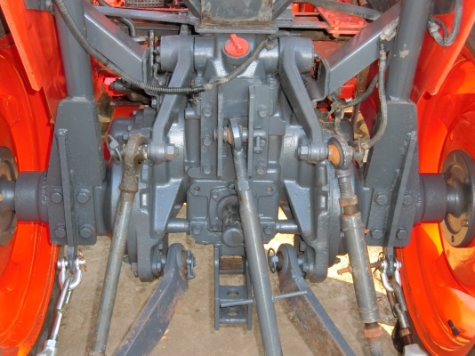 เข้าใหม่  L3408 อุปกรณ์ 3 ชิ้น ใบดันหน้า+ผาน6+โรตารี่  ราคา180000บาท สนใจติดต่อสอบถาม 0906910337 ร้าน ส.เจริญแทรกเตอร์ อ.บางระกำ จ.พิษณุโ